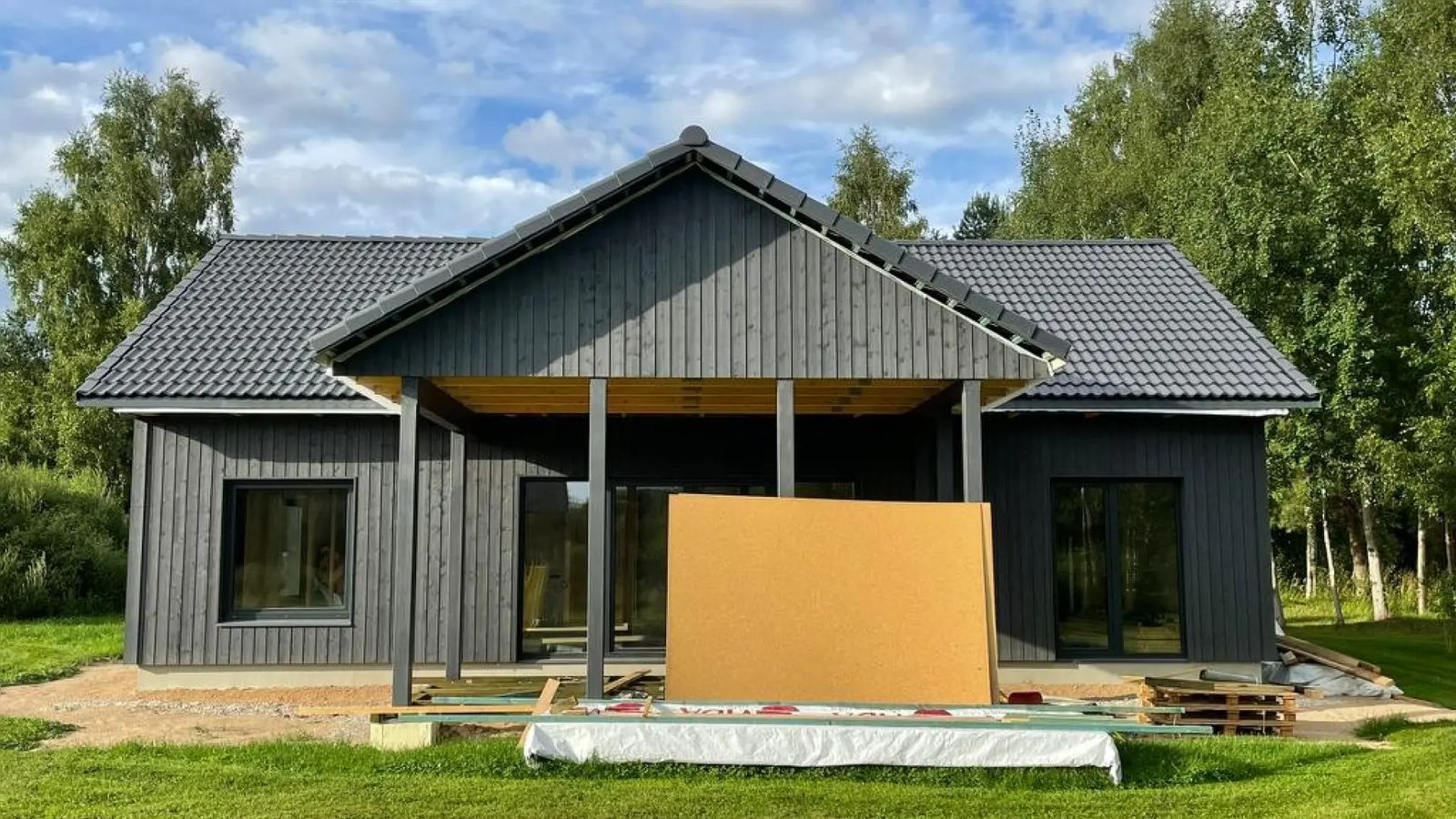 Klapkalnciems Residential House