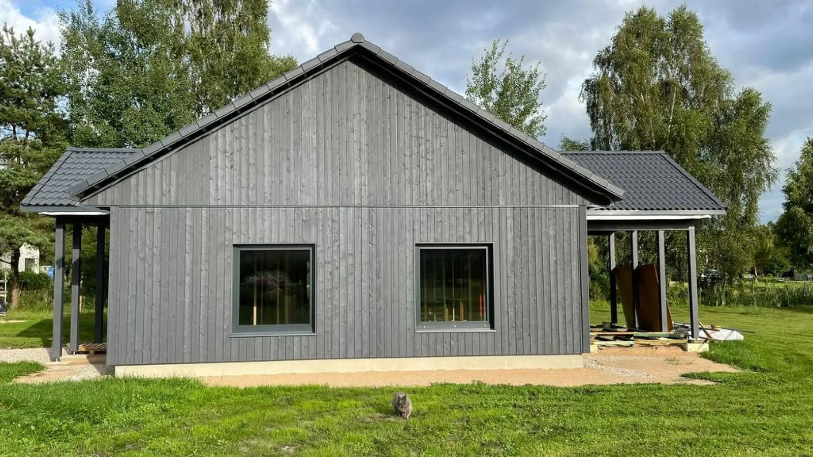 ECO 92 wooden windows installation at Klapkalnciems Residential House - image 3