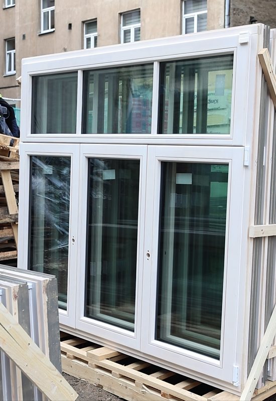 ECO 92 wooden windows installation at Pulkveza Brieza iela - image 3