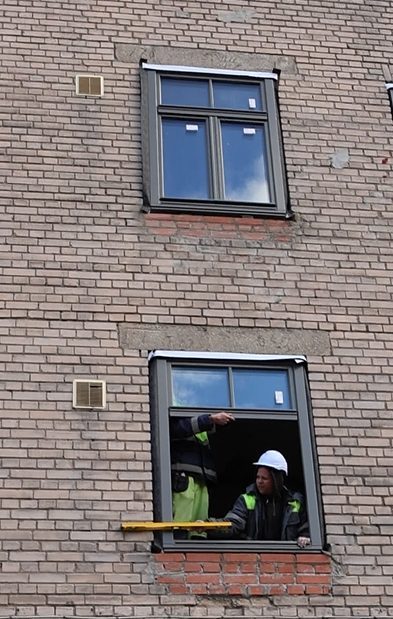 ECO 92 wooden windows installation at Pulkveza Brieza iela - image 4