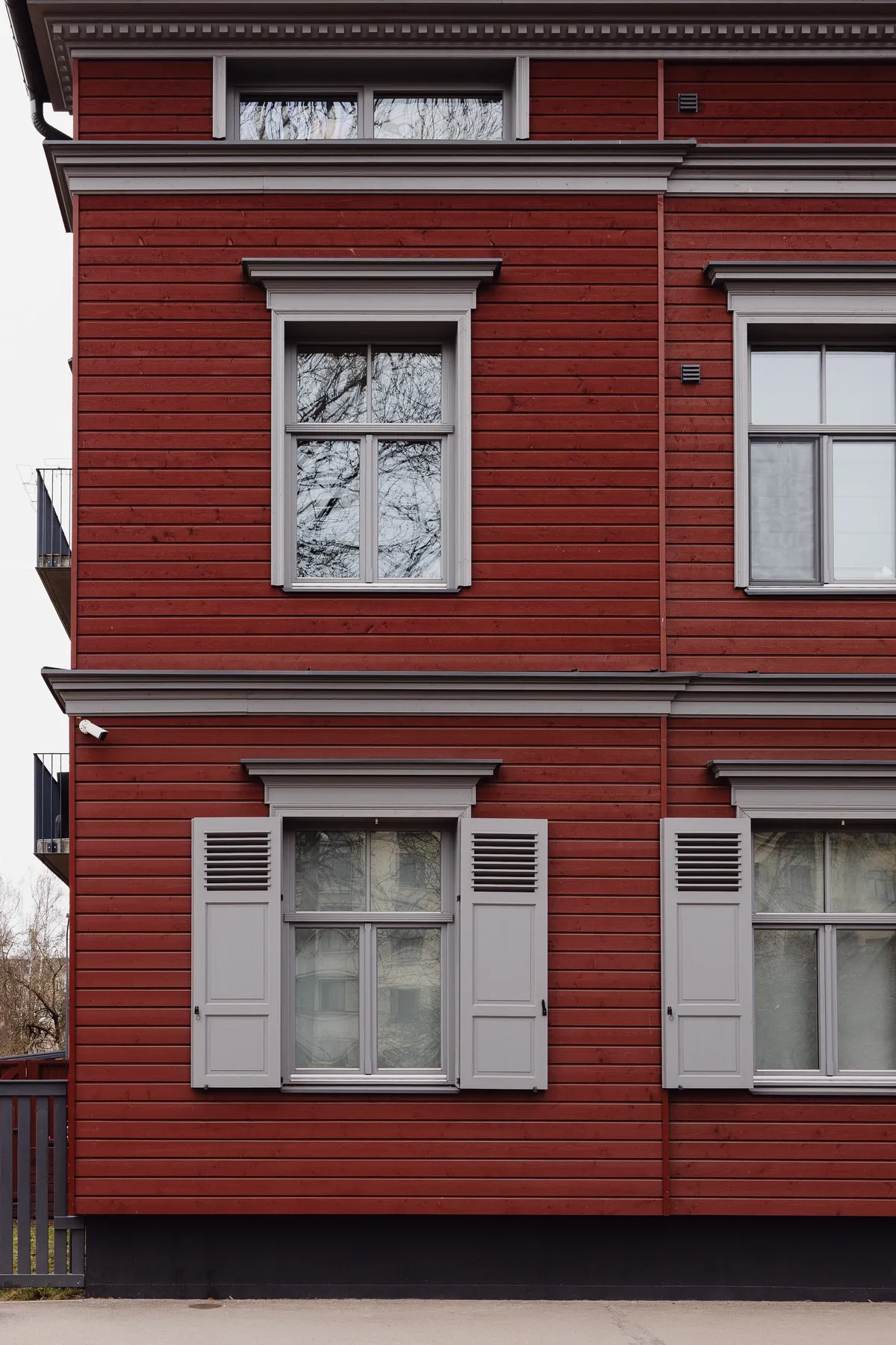 ECO 92 window detail at Baložu iela 9, Riga