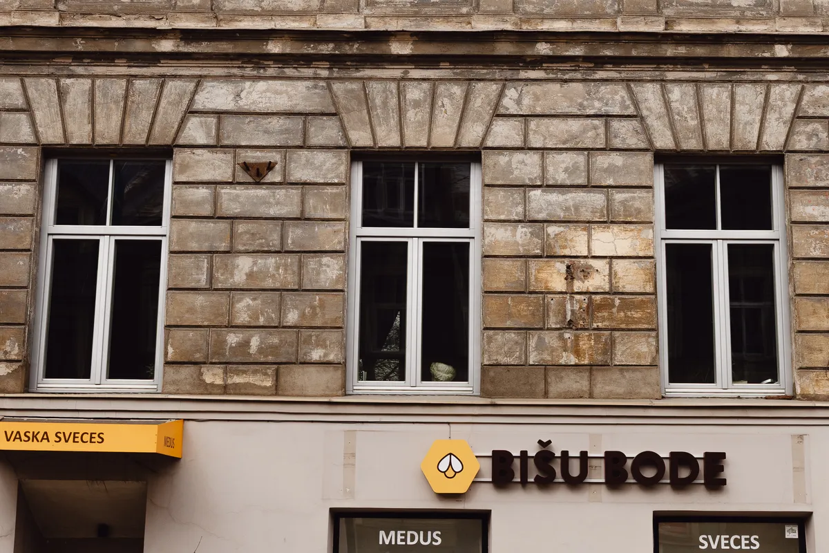 ECO 92 wooden windows installation at Krisjaņa Barona iela 51, Riga - image 5
