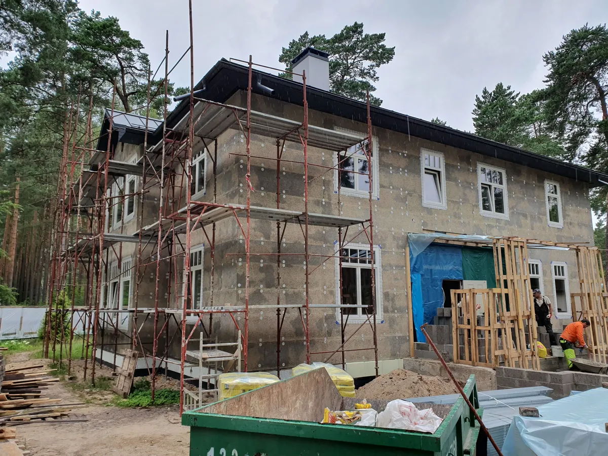 wooden windows installation at Liepajas Metalurgs, Liepaja