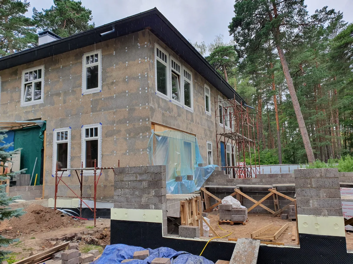ECO 92 wooden windows installation at Liepajas Metalurgs, Liepaja - image 5