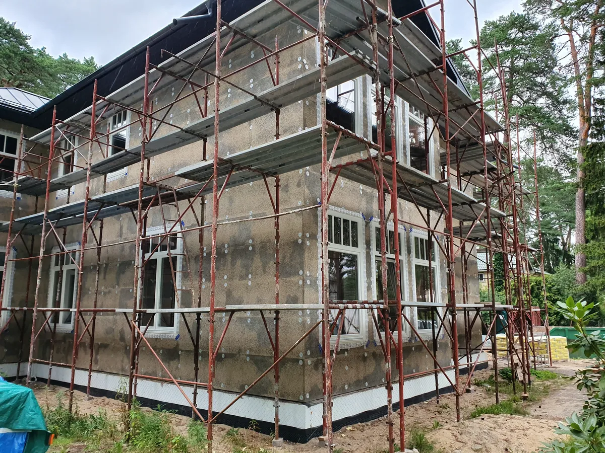 ECO 92 wooden windows installation at Liepajas Metalurgs, Liepaja - image 9