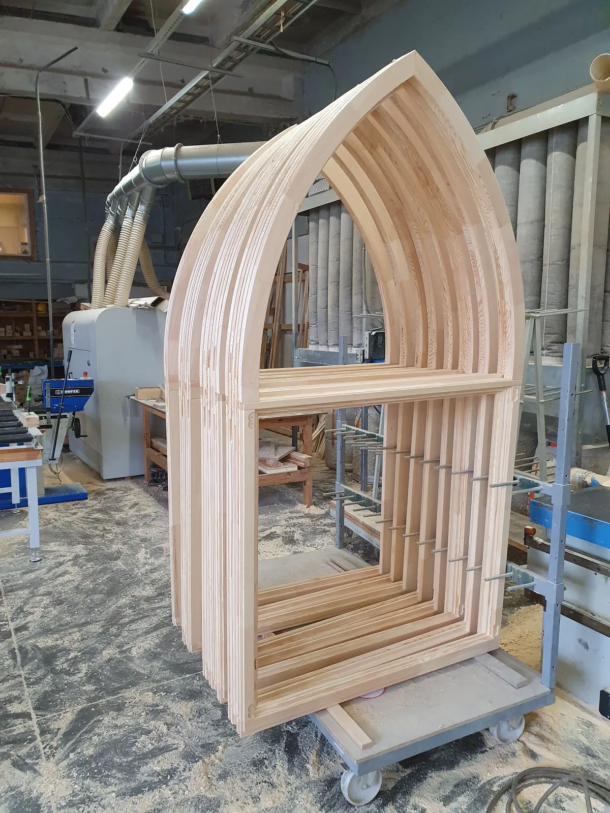 ECO 92 with Gothic arch fanlights wooden windows installation at Meza iela 4 - image 12