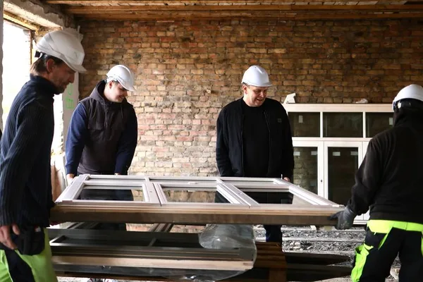 Профессиональный монтаж окон командой Windows Latvia